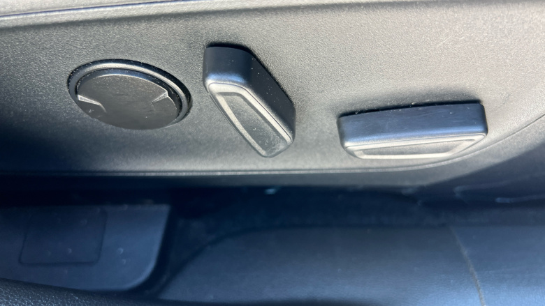 Ford Kuga 2.5 FHEV ST-Line Edition 5dr CVT Hybrid Estate